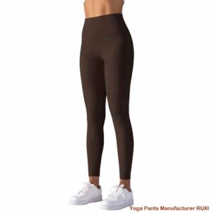 woman in yoga shorts best wholesale price RUXI OEM ODM